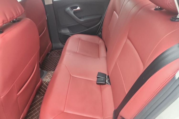 大众 Polo 2016款 1.4L 手动风尚型中控内饰21