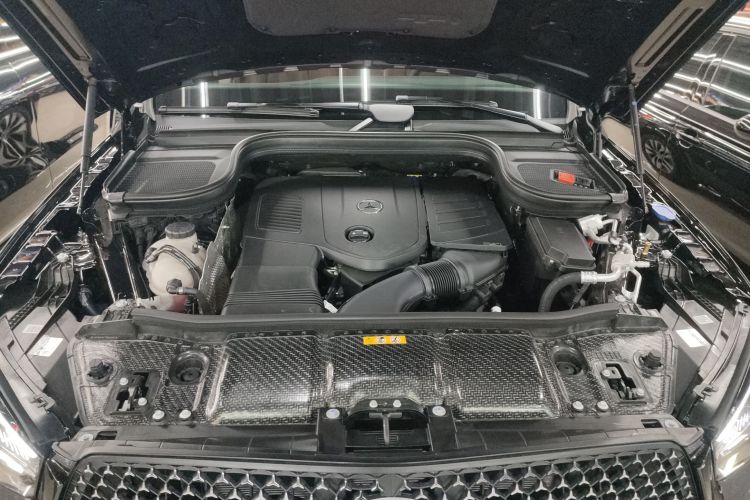 奔驰GLE 2025款 改款 GLE 350 4MATIC 动感型机舱底盘24