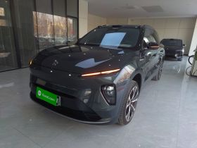 蔚来ES8 2023款 100kWh 签名版