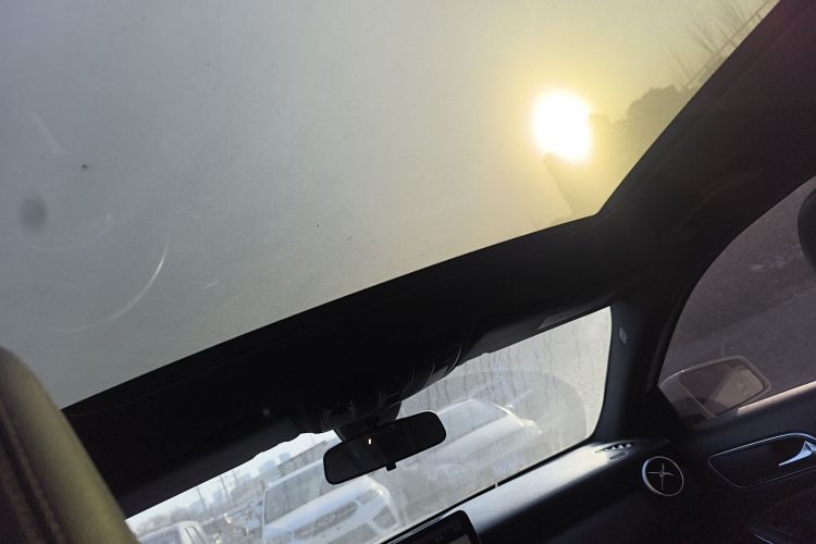 奔驰A级(进口) 2015款 A 180中控内饰22