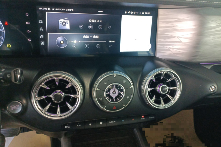 坦克300 2024款 2.0T 征服者中控内饰16