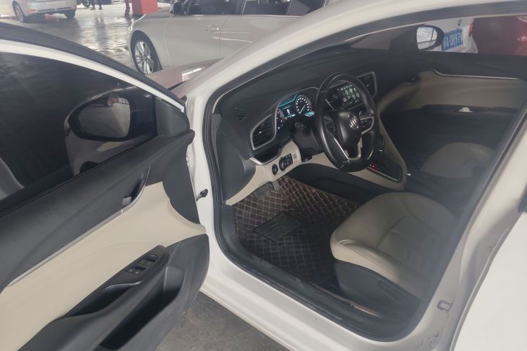 别克 英朗 2019款 15T 双离合互联精英型 国V中控内饰20