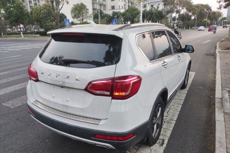 哈弗H6 2014款 运动版 2.4L 自动精英型车身外观7
