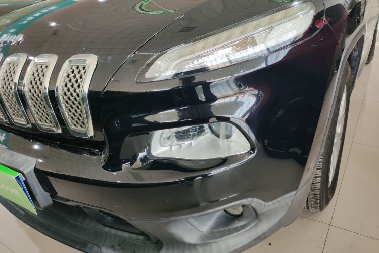 Jeep 自由光 2016款 2.4L 领先版局部细节36