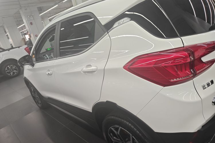 比亚迪 元Pro 2023款 401KM豪华型车身外观4