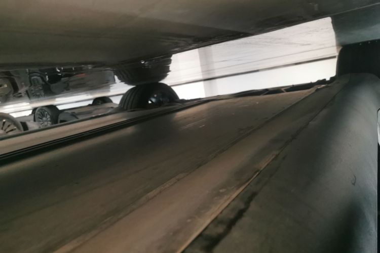 特斯拉 Model Y 2022款 改款 长续航全轮驱动版局部细节9001