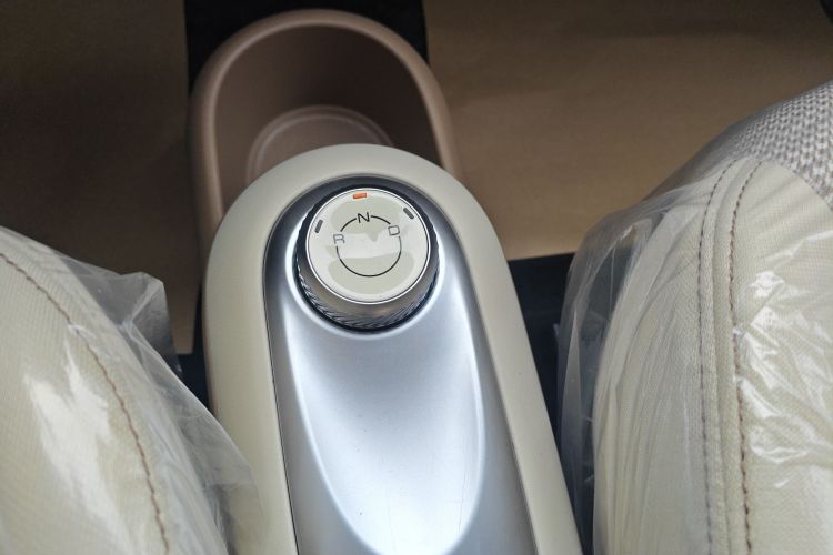 五菱汽车 宏光MINIEV 2025款 四门版 进阶款局部细节18