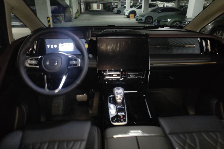 广汽传祺 传祺M8 2024款 大师系列 400T 至尊版中控内饰12