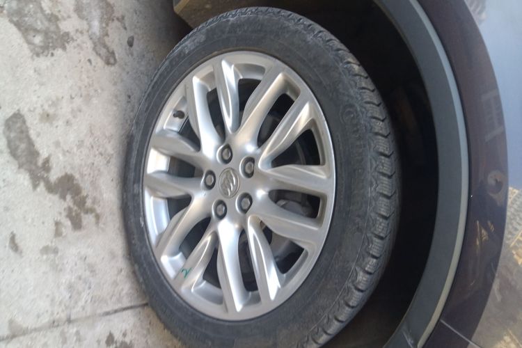 别克 昂科威 2018款 28T 四驱豪华型车身外观10