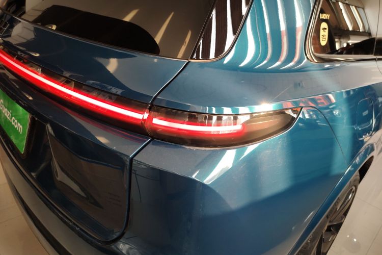 理想汽车 理想L9 2022款 Max车身外观9