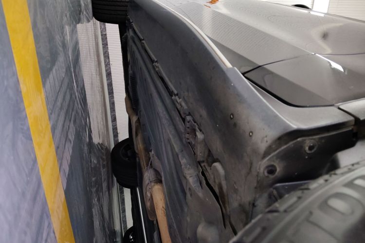 奔驰GLC 2021款 GLC 300 L 4MATIC 动感型局部细节9001