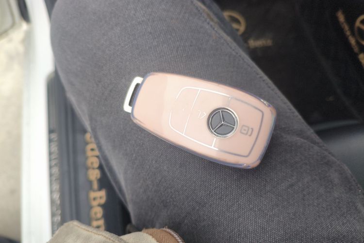 奔驰A级 2020款 改款二 A 180 L 运动轿车中控内饰7001