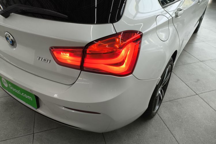 宝马1系(进口) 2018款 118i 运动设计套装车身外观6006