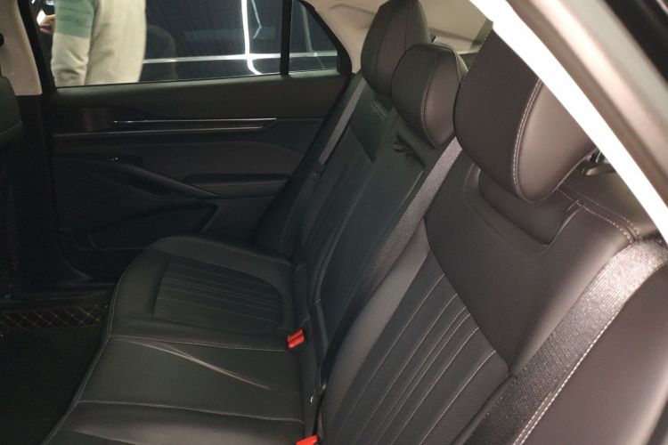 福特 蒙迪欧 2025款 2.0T EcoBoost 豪华型中控内饰7004