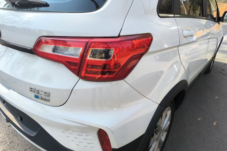 北汽新能源EC5 2020款 新风版车身外观6006