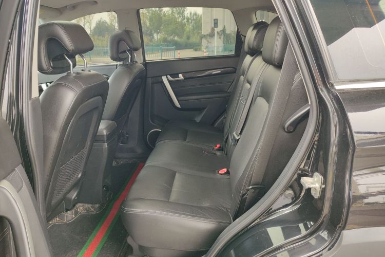 雪佛兰 科帕奇 2017款 2.4L 四驱旗舰版 7座中控内饰7004