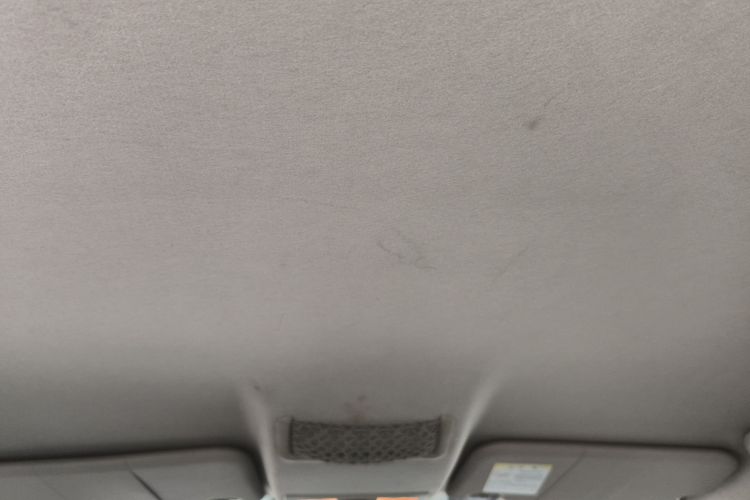 福特 嘉年华 2013款 三厢 1.5L 手动风尚型局部细节22