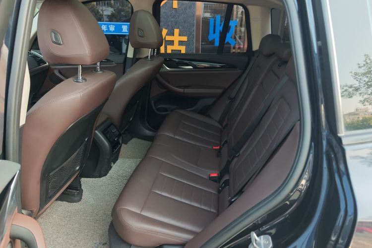 宝马X3 2019款 xDrive25i M运动套装中控内饰21