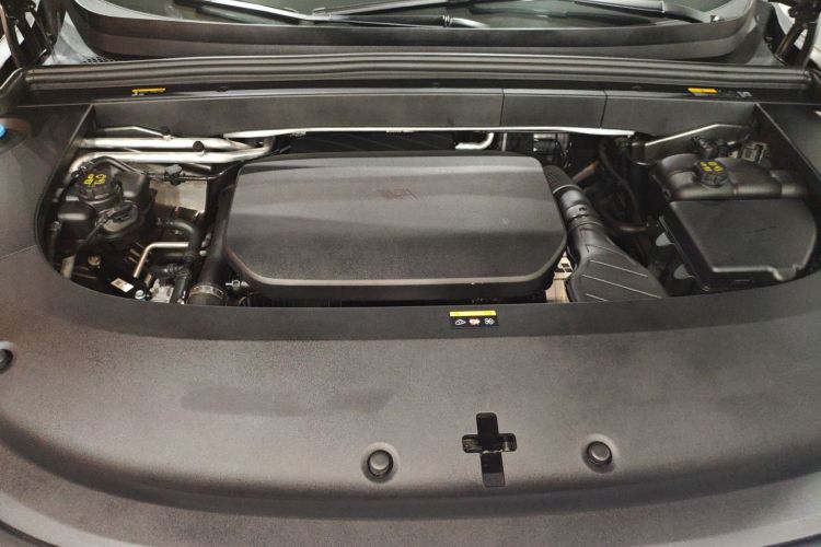 理想汽车 理想L6 2024款 Pro机舱底盘24