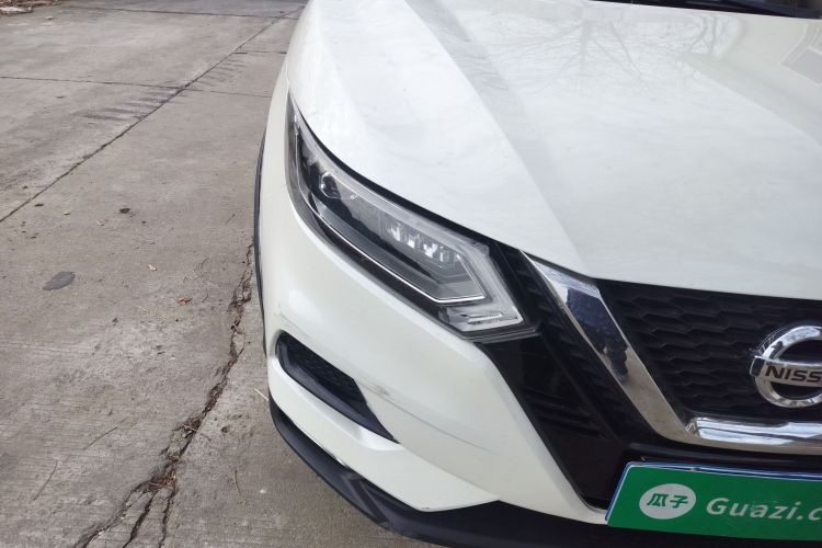 日产 逍客 2019款 2.0L CVT豪华版车身外观8