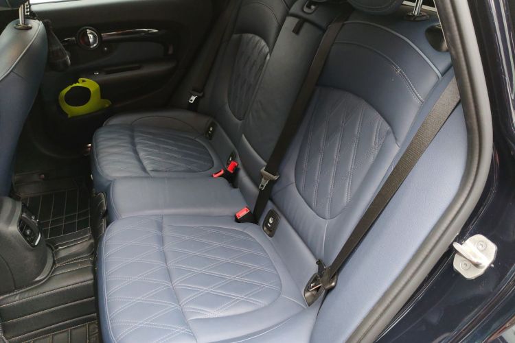 MINI Clubman 2022款 2.0T COOPER S中控内饰7004