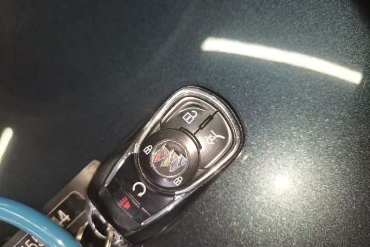 别克 昂科旗 2020款 28T 四驱旗舰型中控内饰11