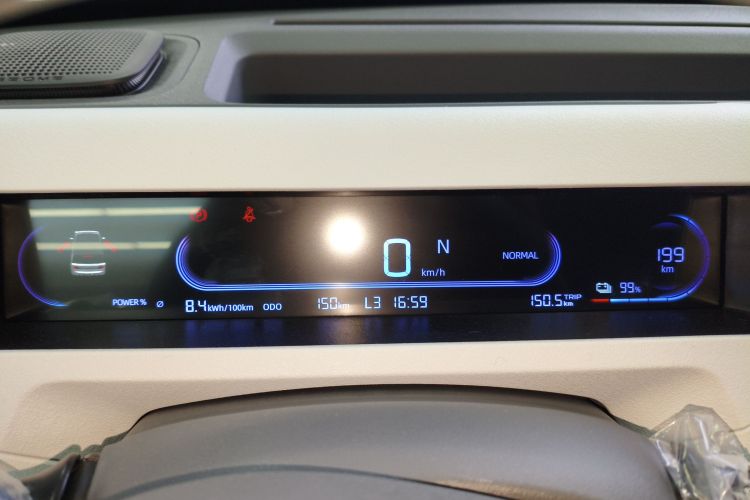 吉利银河 2024款 熊猫mini 200km 耐力熊中控内饰14