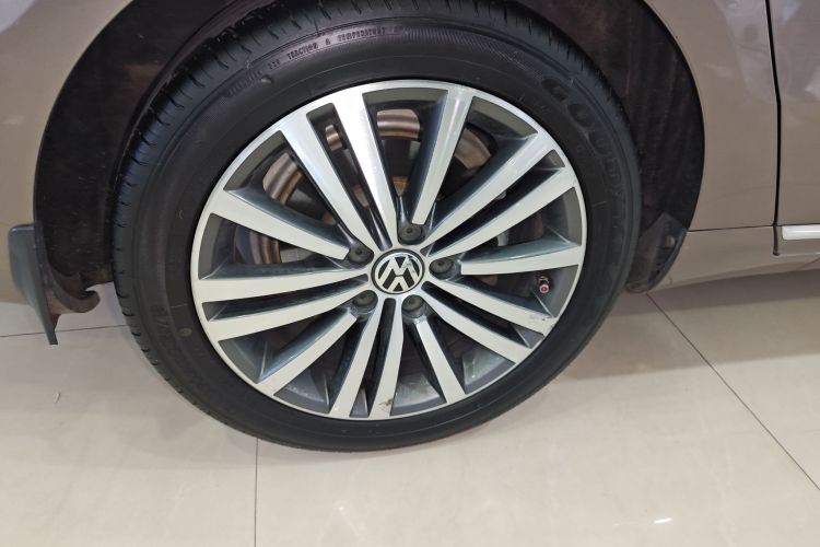 大众 迈腾 2015款 2.0TSI 旗舰型车身外观6008