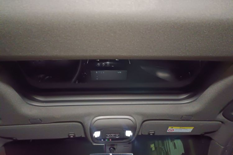 凯迪拉克CT5 2020款 28T 豪华型中控内饰22