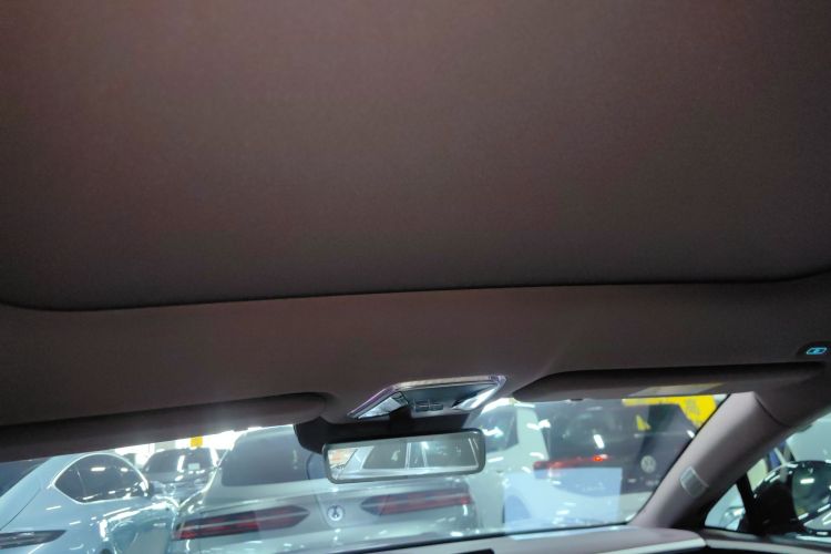 腾势Z9GT 2024款 1100四驱Ultra版中控内饰22