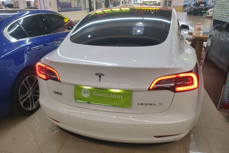 特斯拉 Model 3 2020款 改款 标准续航后驱升级版车身外观6004