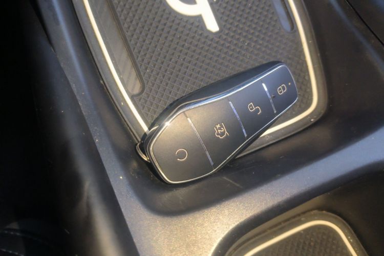 比亚迪 海鸥 2024款 荣耀版 305km 活力版中控内饰11