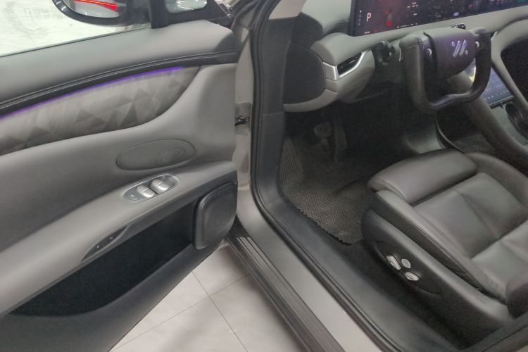 智己汽车 智己LS6 2023款 Max 标准版中控内饰20