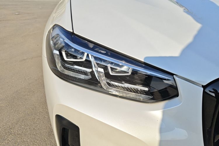 宝马X3 2022款 xDrive30i 领先型 M曜夜套装车身外观8