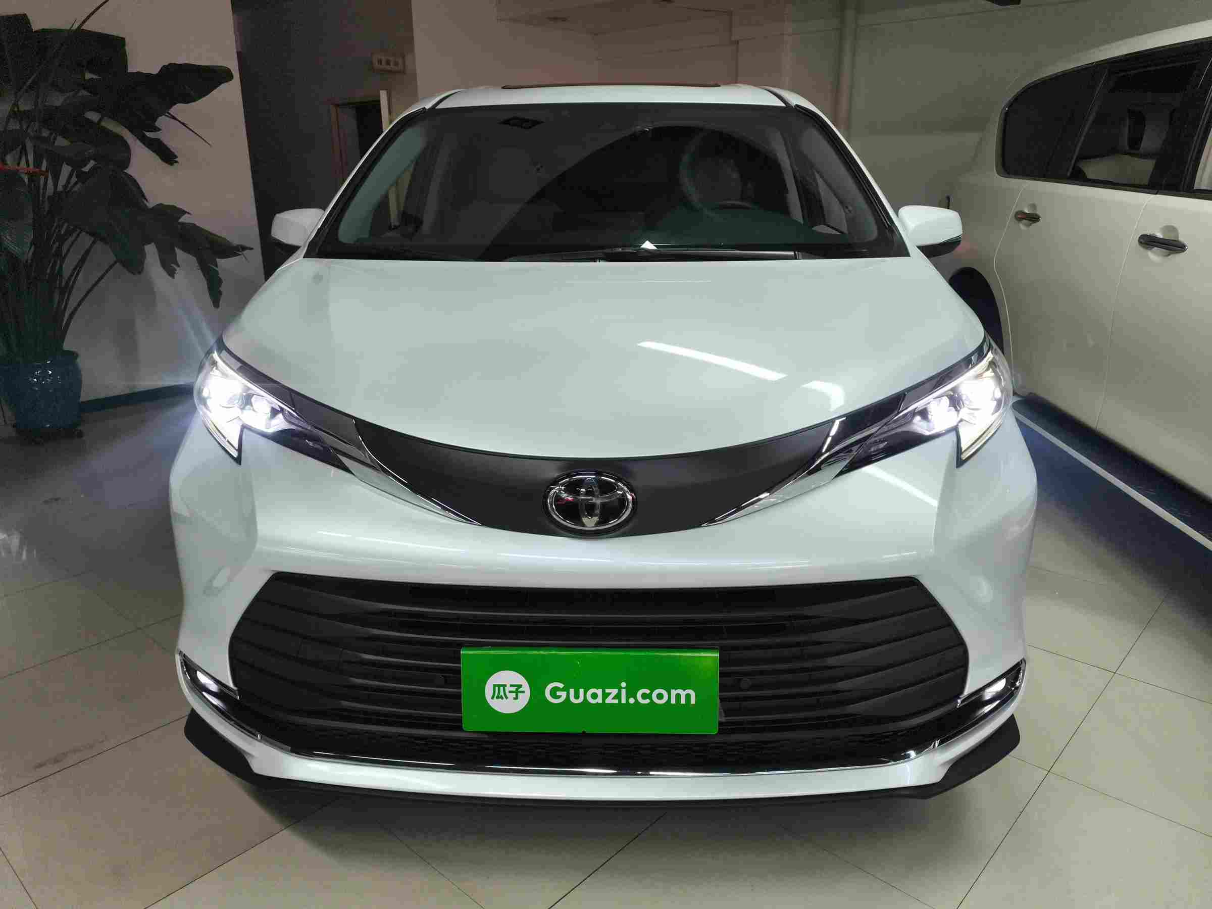 吉林二手丰田赛那SIENNA 2024款 开两年还能亏多少？