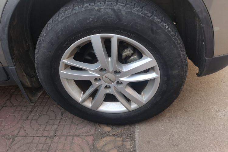 野马汽车 野马T70 2016款 升级版 1.8L 手动精英型车身外观10