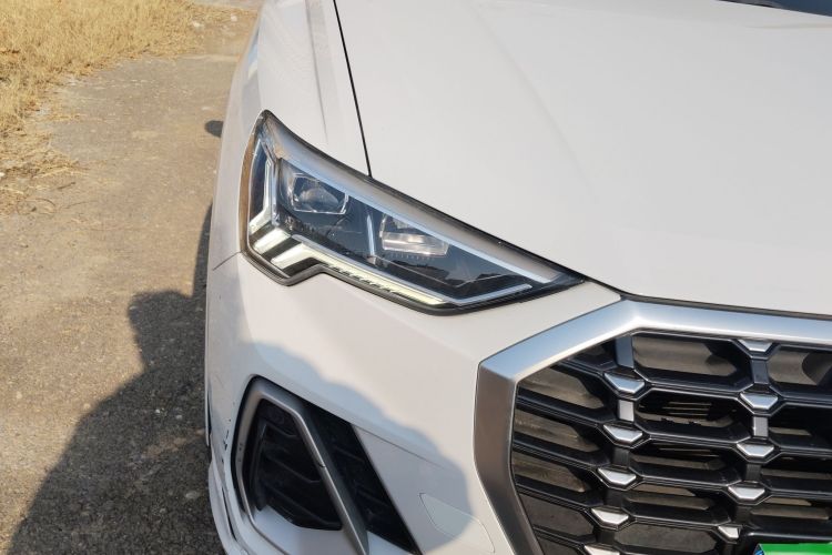 奥迪Q3 2020款 35 TFSI 进取动感型车身外观8