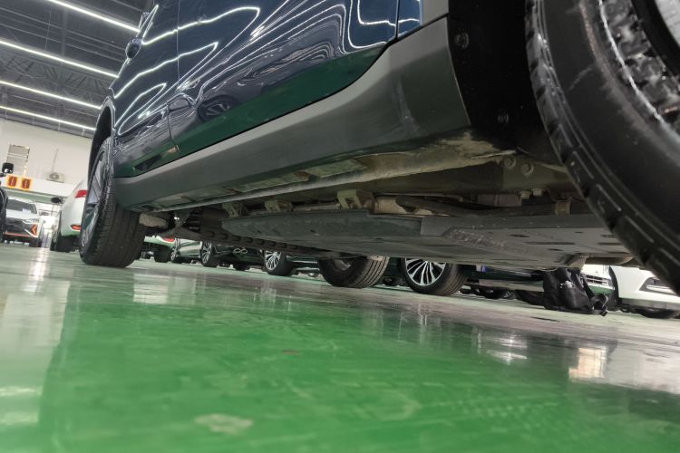 吉利汽车 嘉际新能源 2022款 1.5TD PHEV 白金舒适型局部细节9001