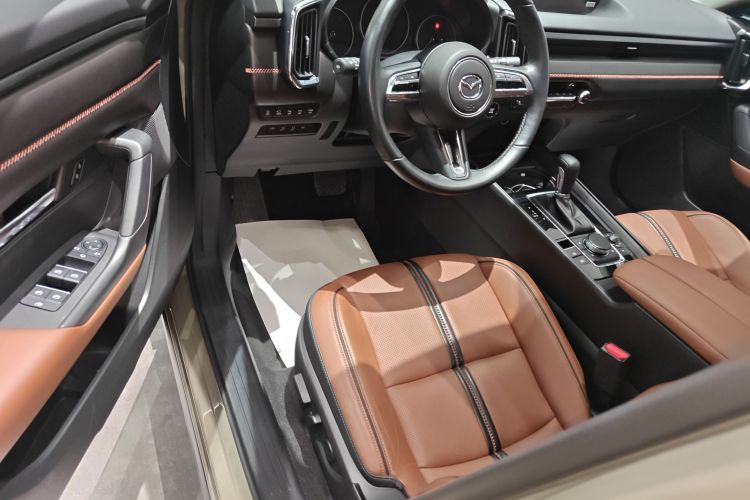 马自达CX-50行也 2023款 2.5L 尊行版中控内饰7002