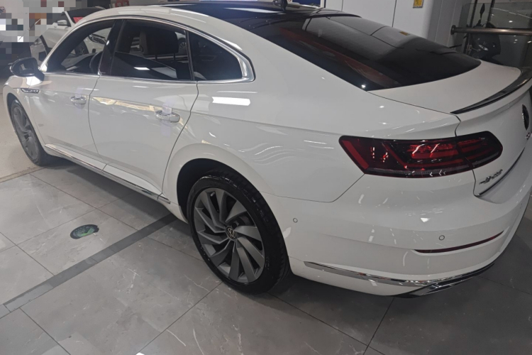 一汽-大众CC 2023款 380TSI 夺目版车身外观6003