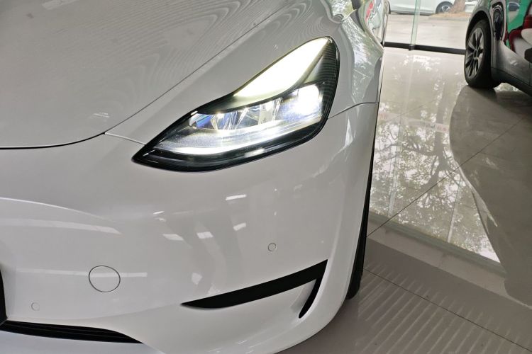 特斯拉 Model Y 2023款 后轮驱动版局部细节36