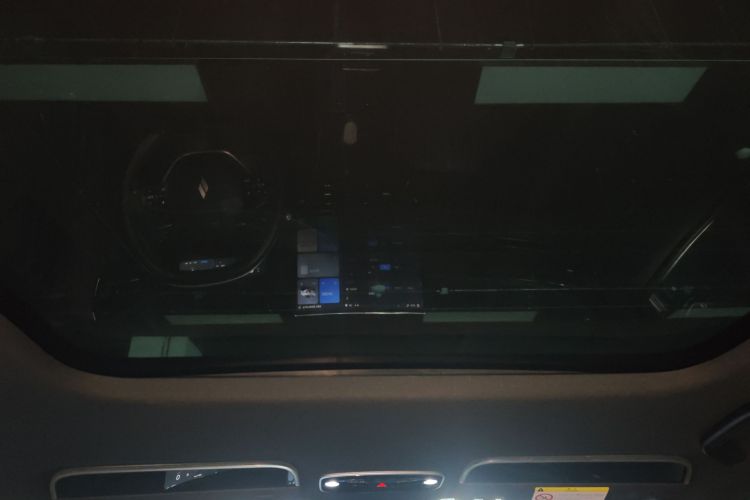 睿蓝汽车 睿蓝7 2023款 605km 逐风中控内饰22