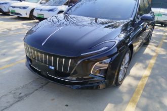 红旗E-QM5 2023款 620km PLUS