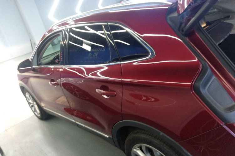 林肯MKC 2014款 2.0T 两驱尊雅版车身外观4