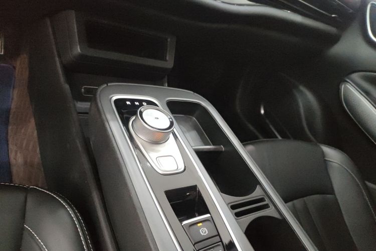 埃安 AION S 2022款 炫 580 59.4kWh中控内饰18