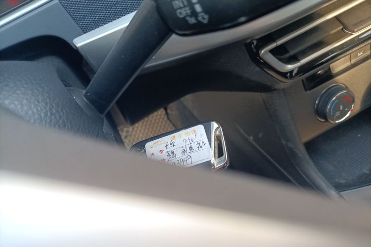 大众 朗逸 2023款 1.5L 自动得逸版中控内饰11