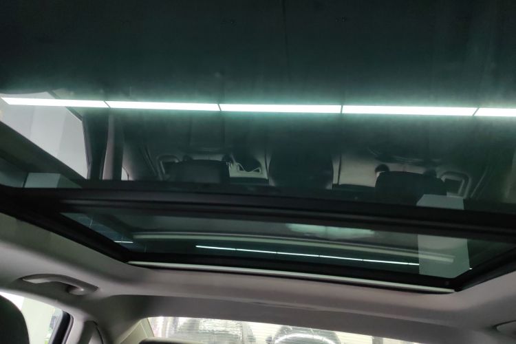 奥迪A4L 2017款 Plus 40 TFSI 进取型局部细节22