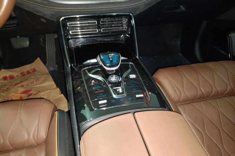 比亚迪 唐新能源 2021款 DM 2.0T 四驱高性能版创世旗舰型中控内饰18