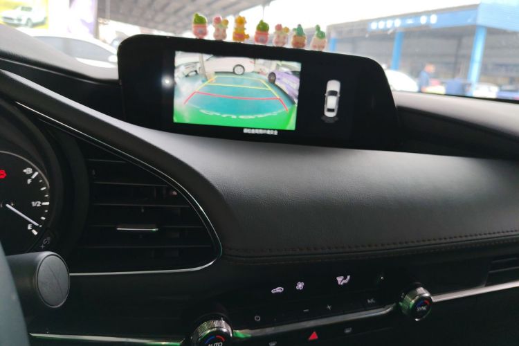 马自达3 昂克赛拉 2023款 2.0L 自动质雅版中控内饰16