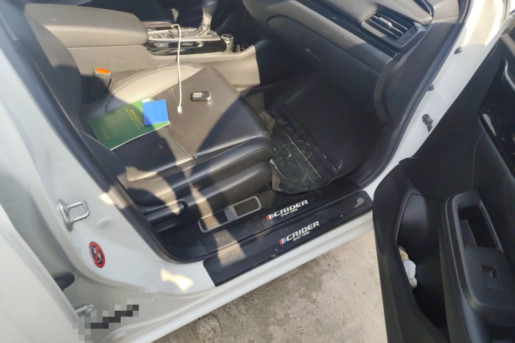 本田 凌派 2019款 180Turbo CVT豪华版 国V局部细节9005